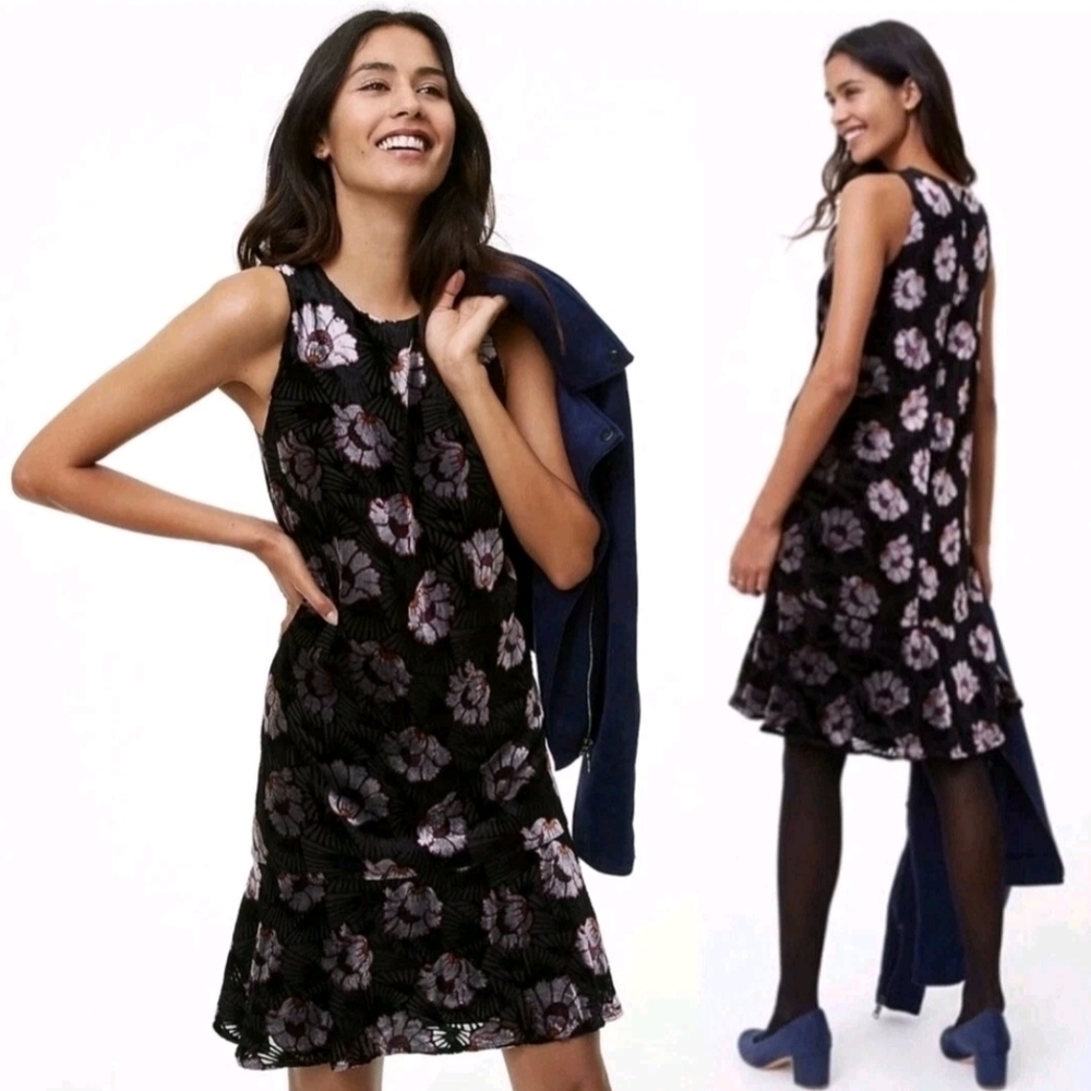 Loft • Floral Velvet Swing Dress‎